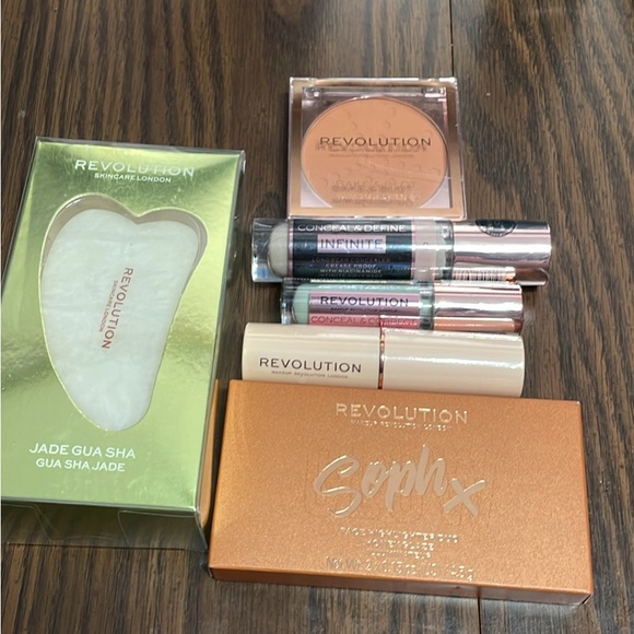 Revolution Concealer Collection with Jade Gua Sha and SophX Palette